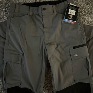 Dickies Cargos Temp-iQ 365 (NWT) Size: 12
